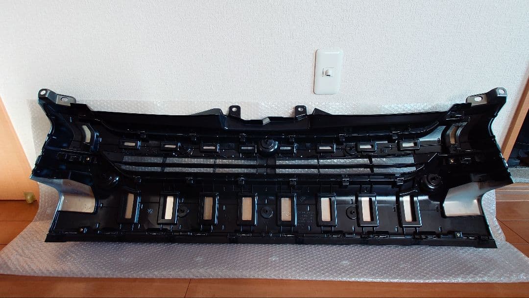 ハイエース 200系 4型～ ワイド スーパーロング グリル