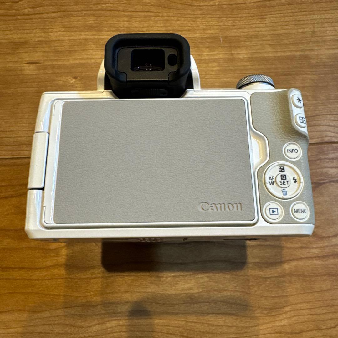 CANON kiss me デジタルカメラ ミラーレスカメラ