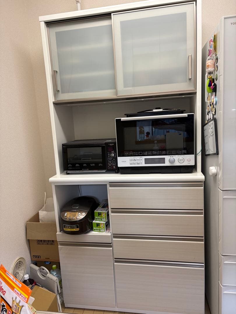 ニトリ食器棚　縦210横100幅50（引き取り可）