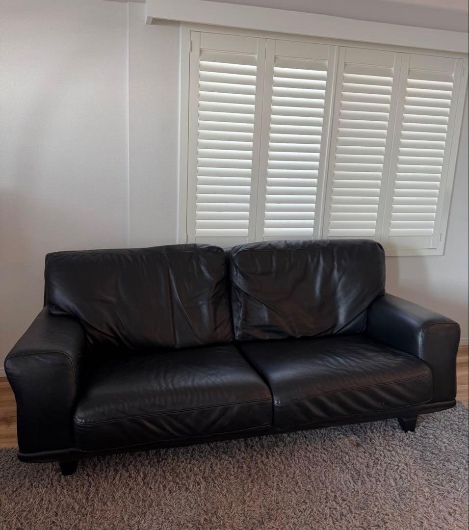 IDC大塚家具2人掛け最高級本革ソファ