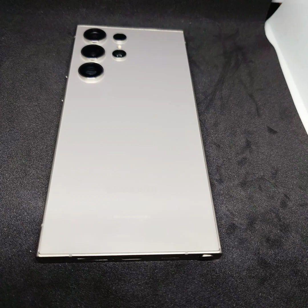 国内版 AU Galaxy S24 Ultra 256GB SIMフリー