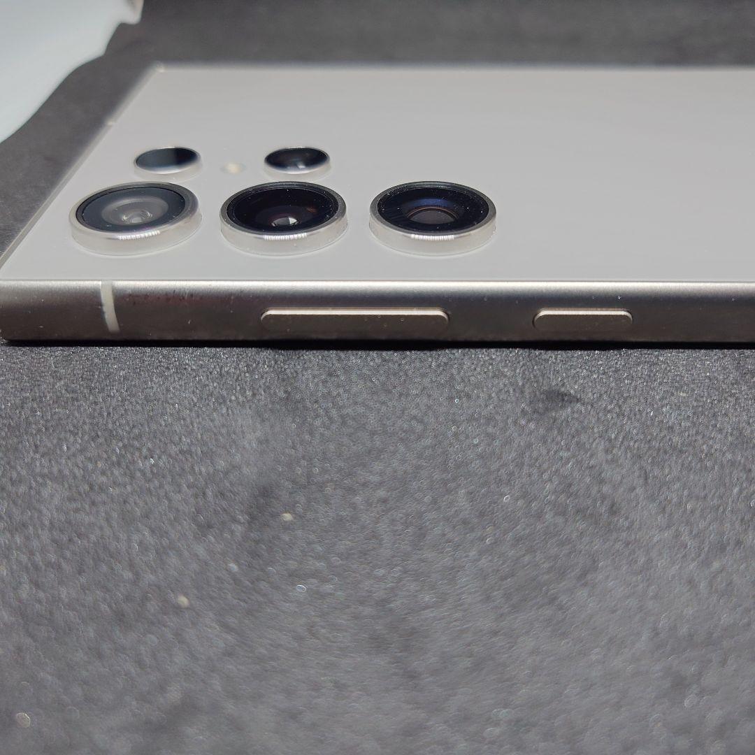 国内版 AU Galaxy S24 Ultra 256GB SIMフリー