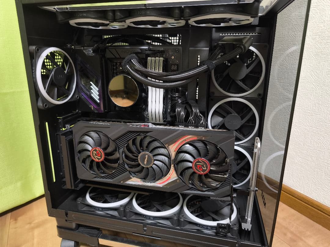 ryzen 7 9700 × radeon rx7900xtx 自作PC