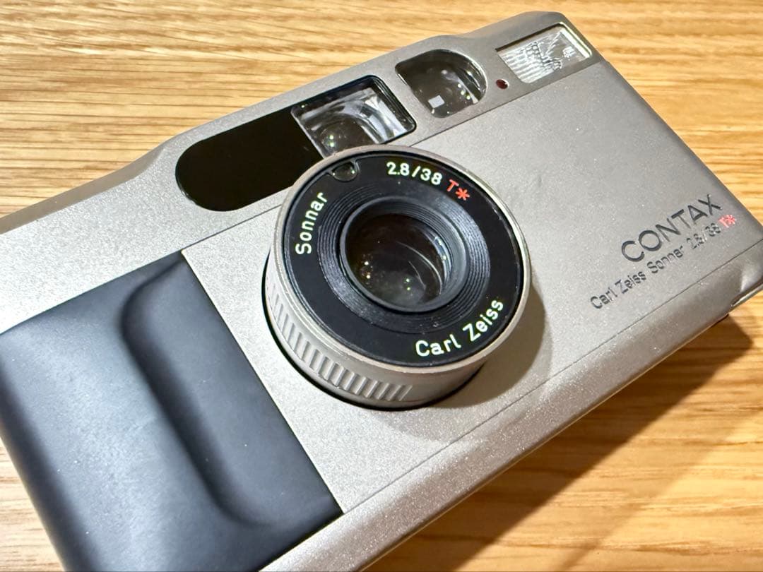 CONTAX T2 フィルムカメラ（中古・動作確認済み）