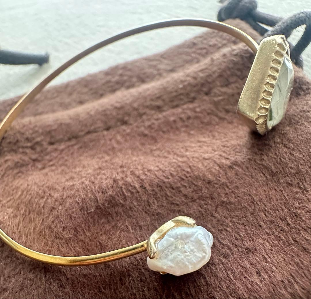 ageteグリーンルチルクォーツ×パール バングル＊巾着付き