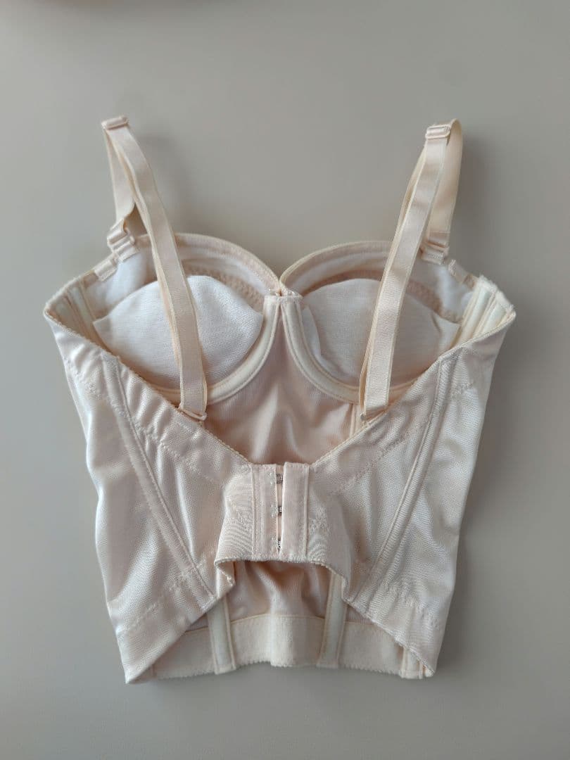 FOUR SIS & CO. ブライダル ビスチェC65 / ガードル64