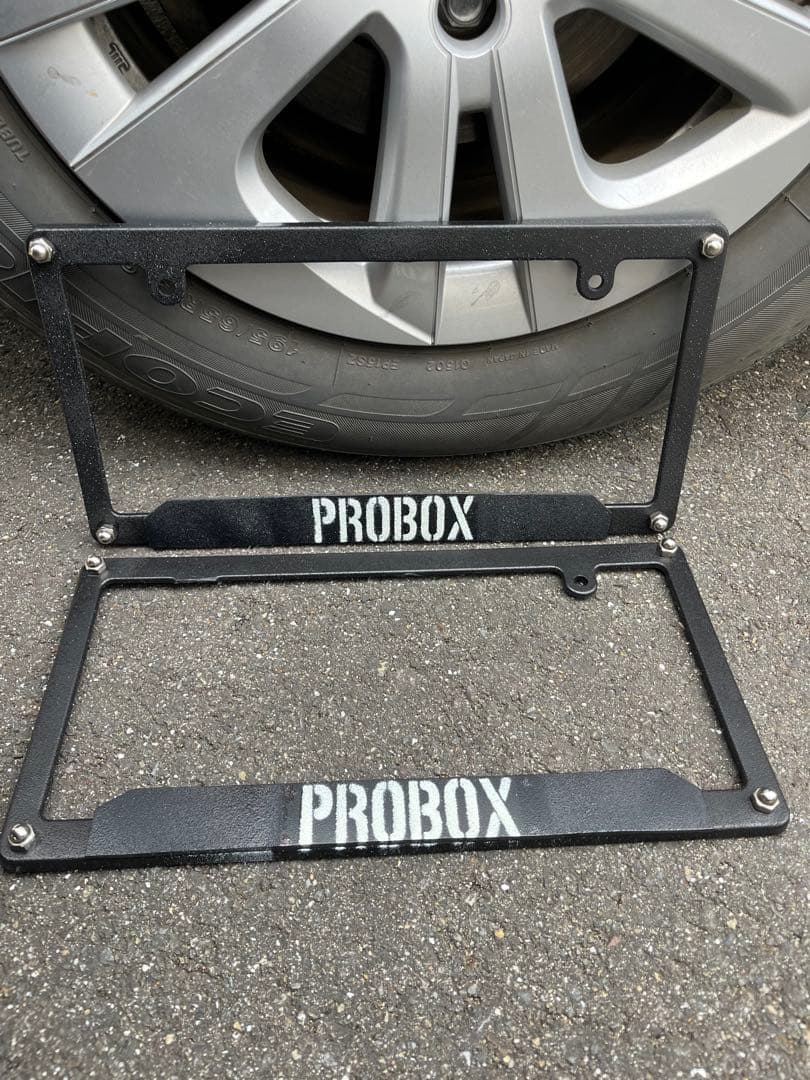 トヨタ　プロボックス　給油口カバー　＋ナンバーフレーム　ネーム入り