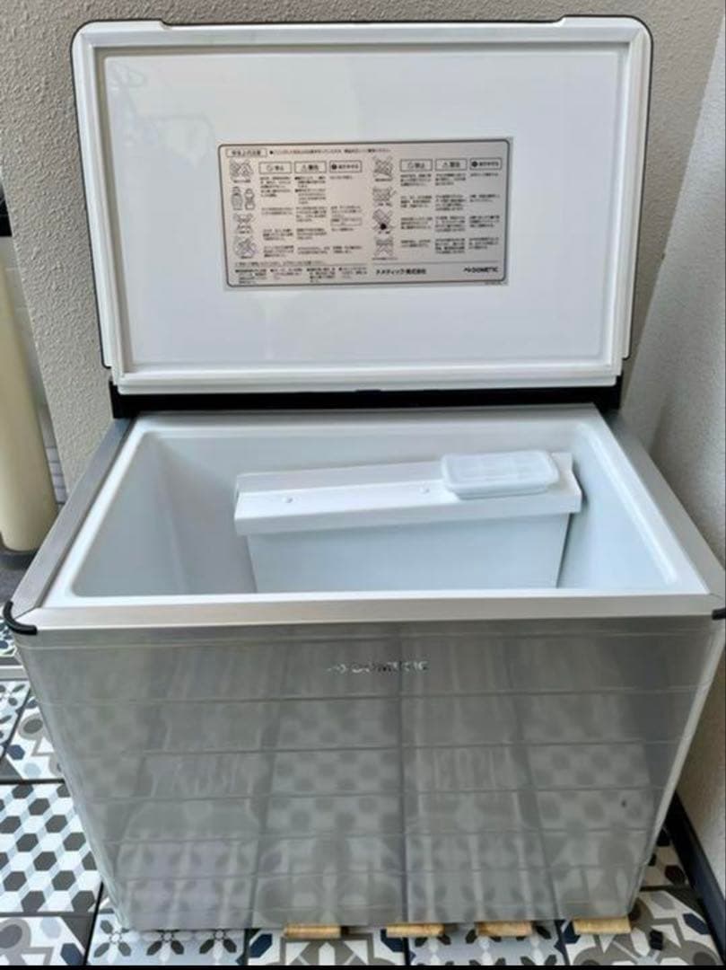冷凍庫 ポータブル 3way Dometic ドメティック31L キャンプ用