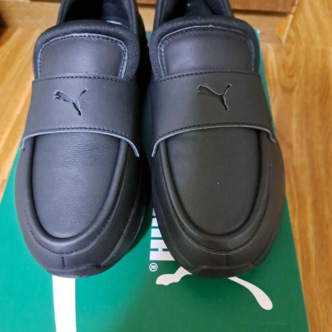 新品　プーマ　ローファー