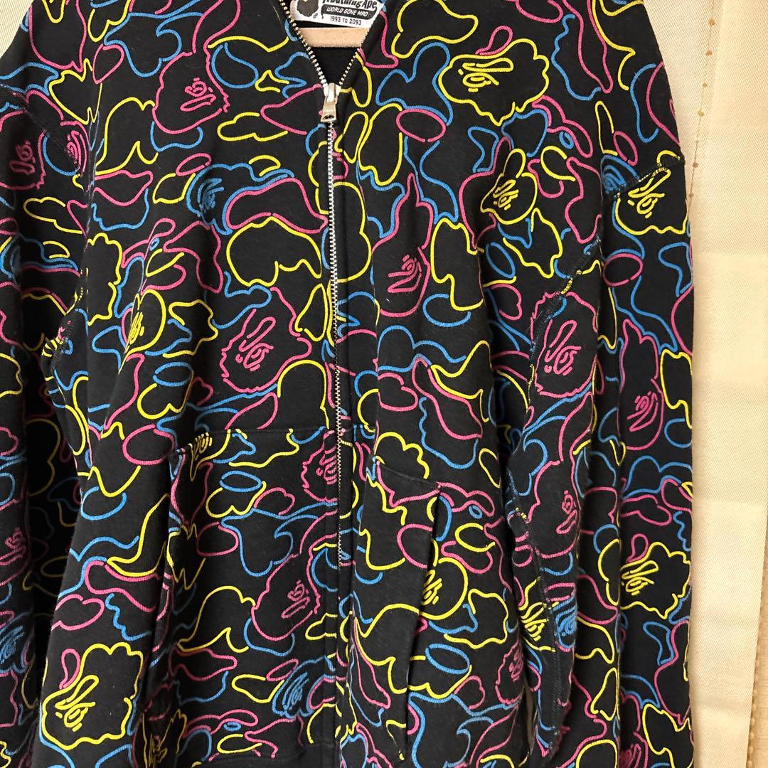 A Bathing Ape グラフィックジャージ