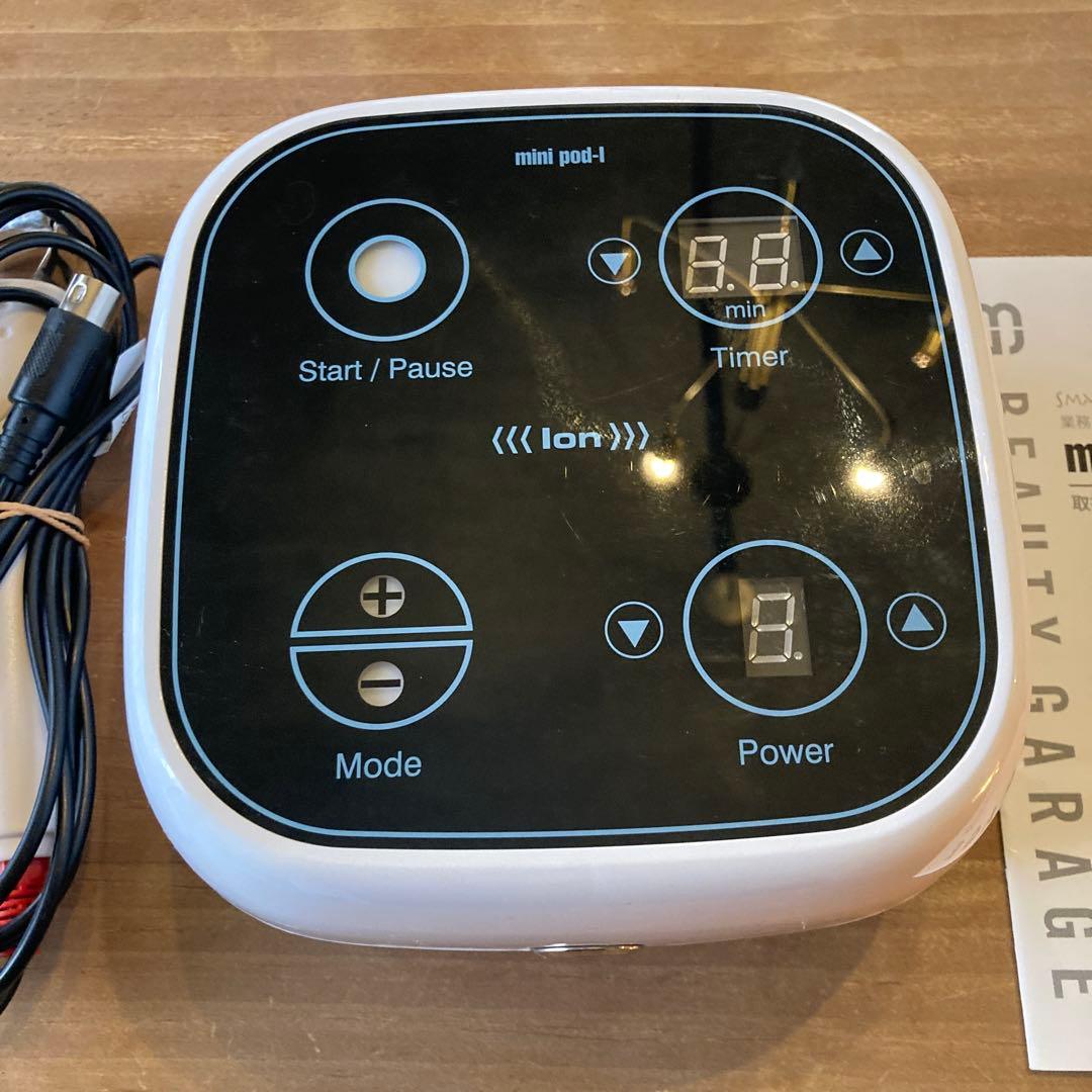 mini pod-I イオン導入美顔器