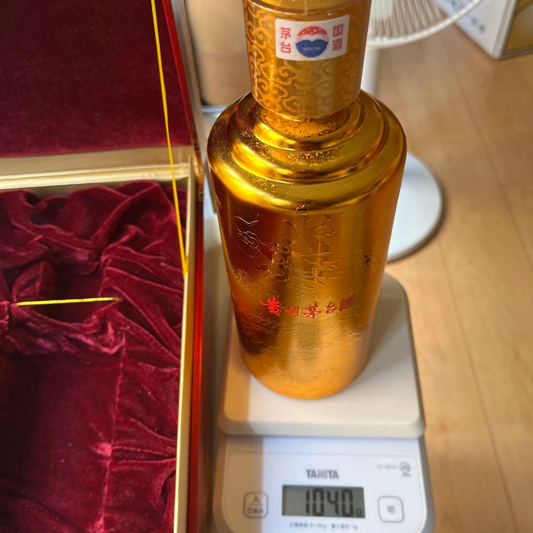 飲料の種類···中国酒 一本あたりの容量500 〜 749ml 総数1本