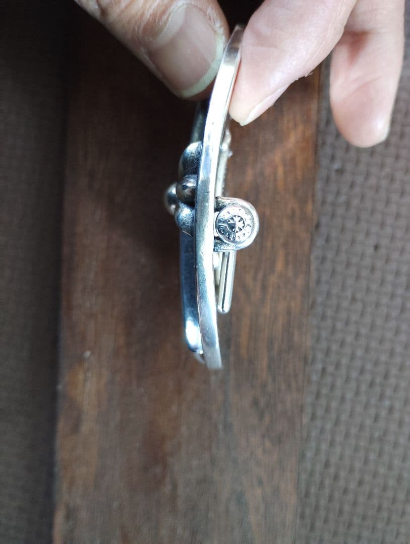 オーバルクロスバックル　CHROME HEARTS好きに