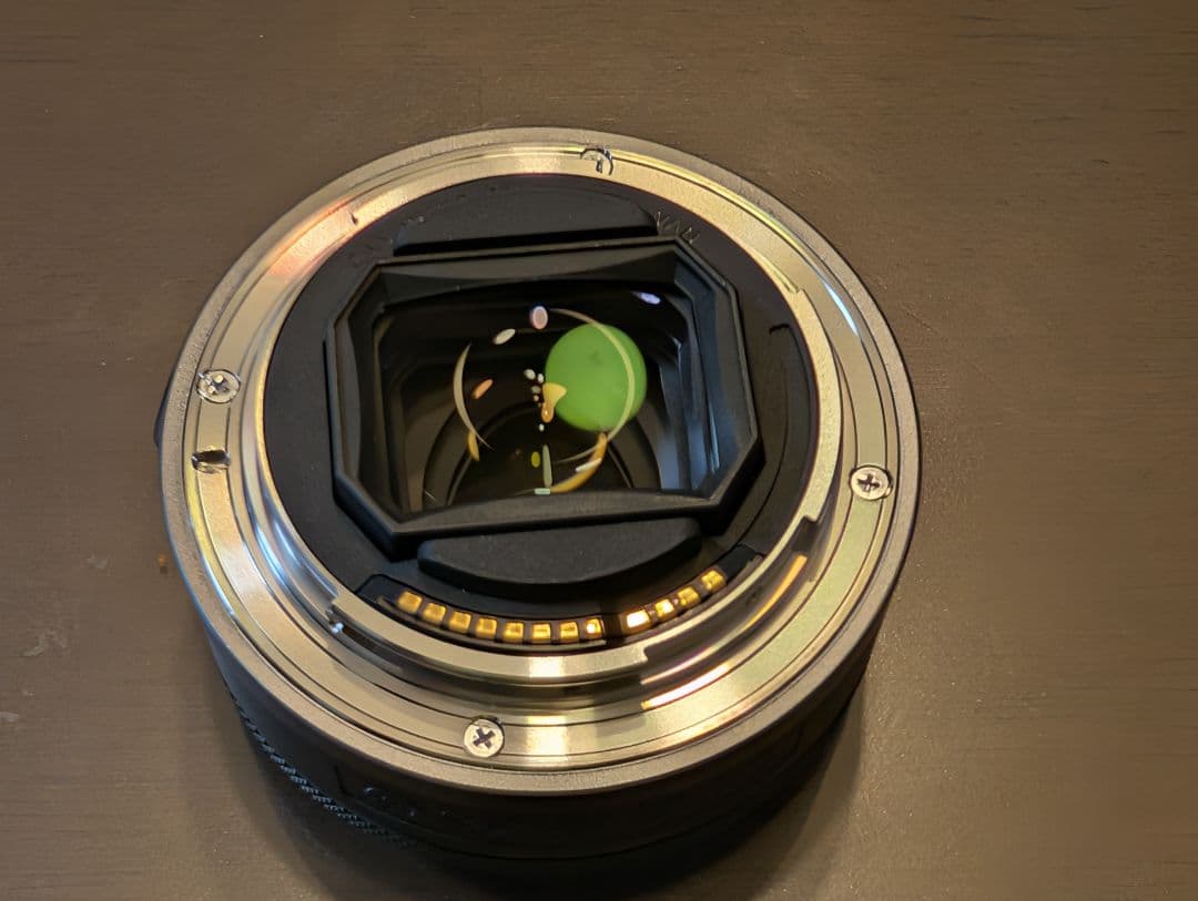 RF28mm F2.8 STM レンズ