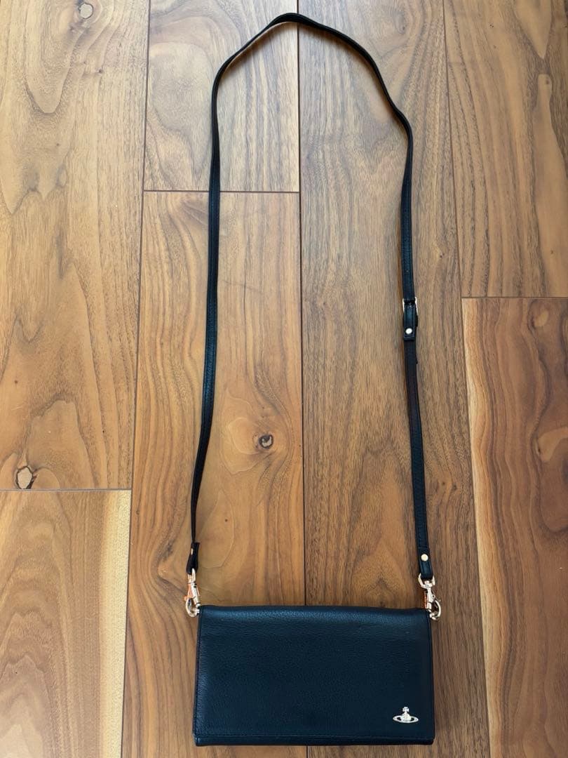 Vivienne Westwood ブラック　長財布　ストラップ付き