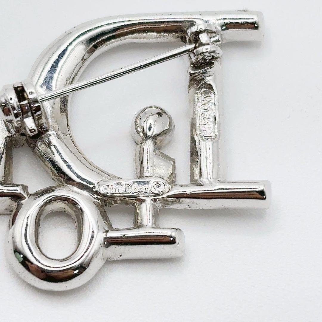 美品✨クリスチャンディオール Diorブローチ ラインストーン ロゴ シルバー