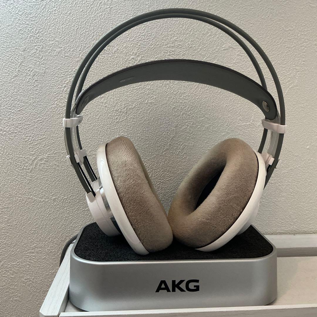 AKG K701 有線ヘッドホン スタンド付き