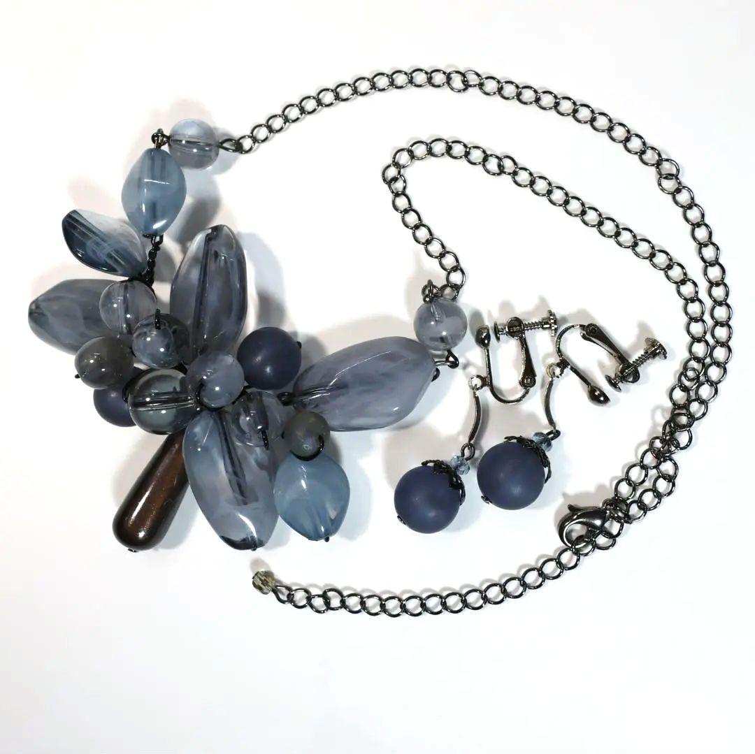 ネックレス5点とイヤリング5点