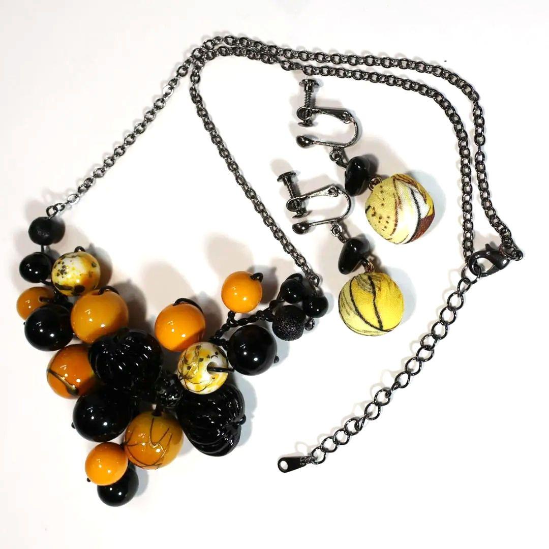 ネックレス5点とイヤリング5点