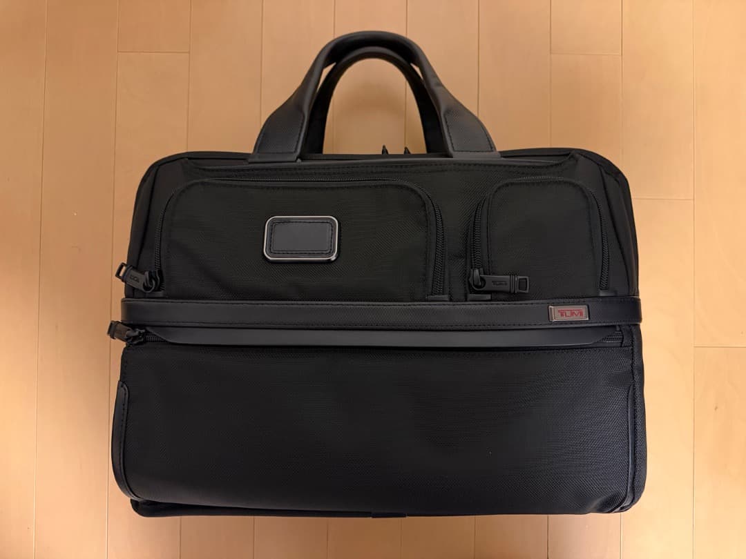 TUMI ALPHA3 エクスパンダブル オーガナイザー ラップトップブリーフ