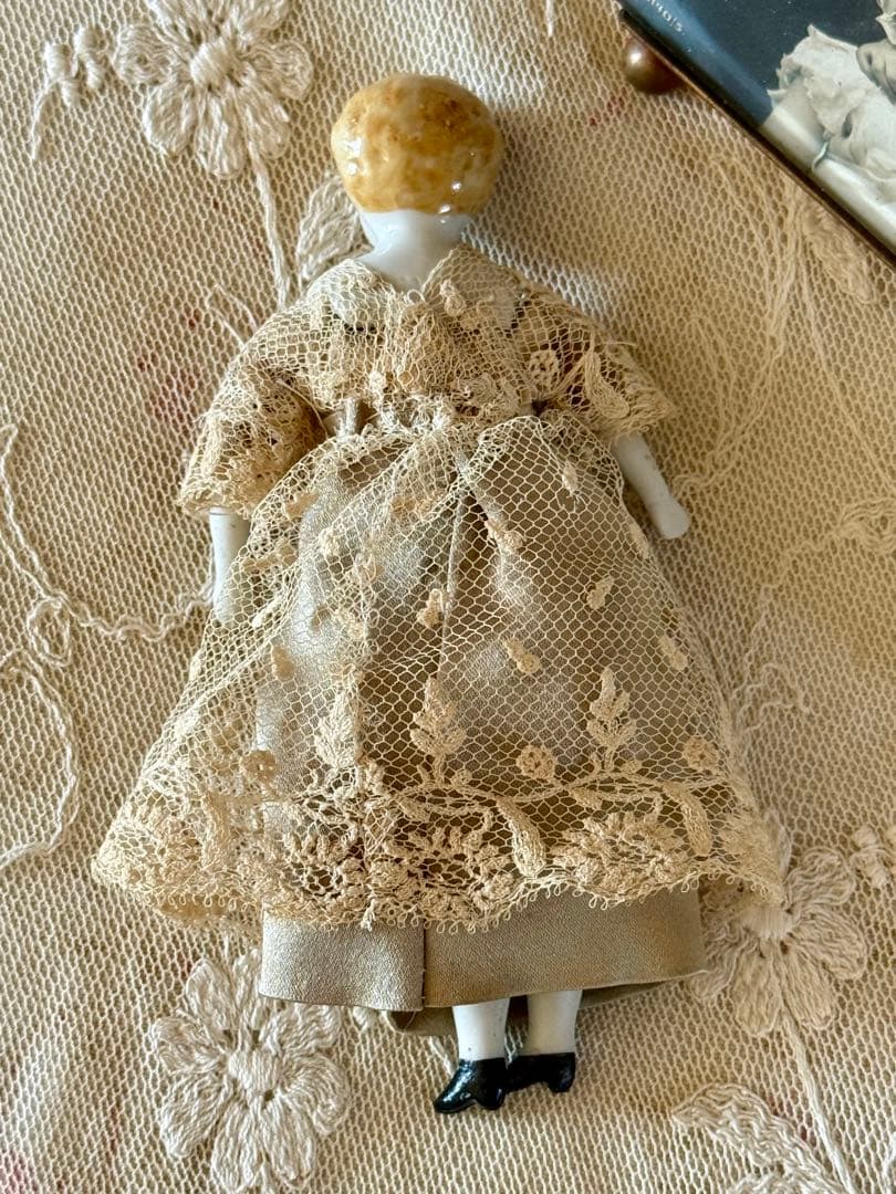 アンティーク　＊チャイナヘッドドール12cm ＊　ミニョネット