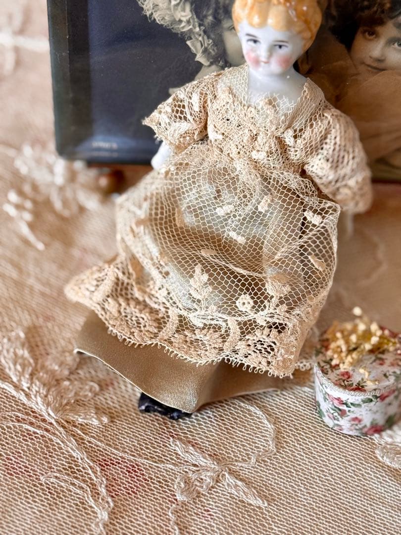 アンティーク　＊チャイナヘッドドール12cm ＊　ミニョネット