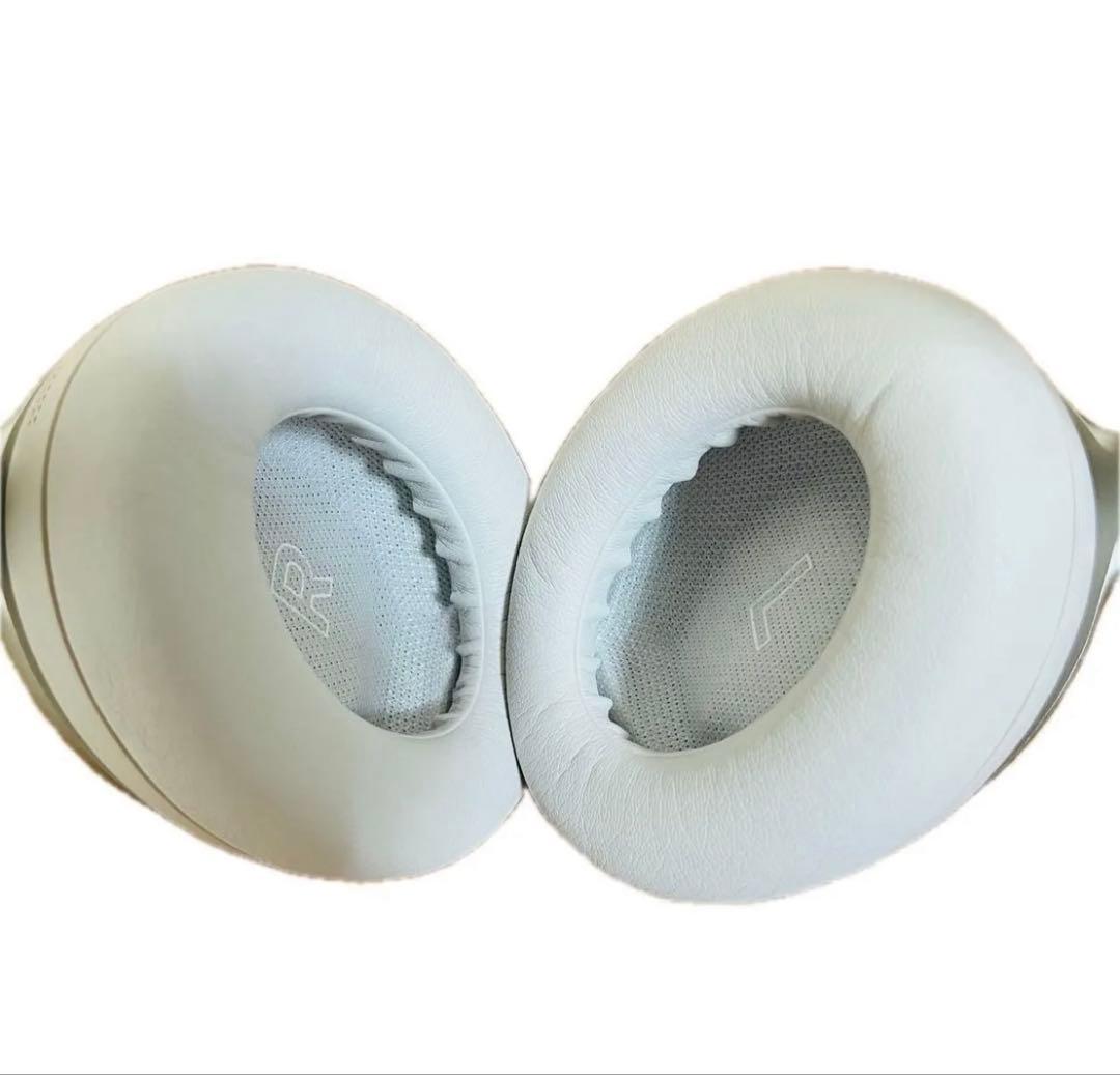 BOSE ホワイト　QUIETCOMFORT ULTRA HEADPHONES