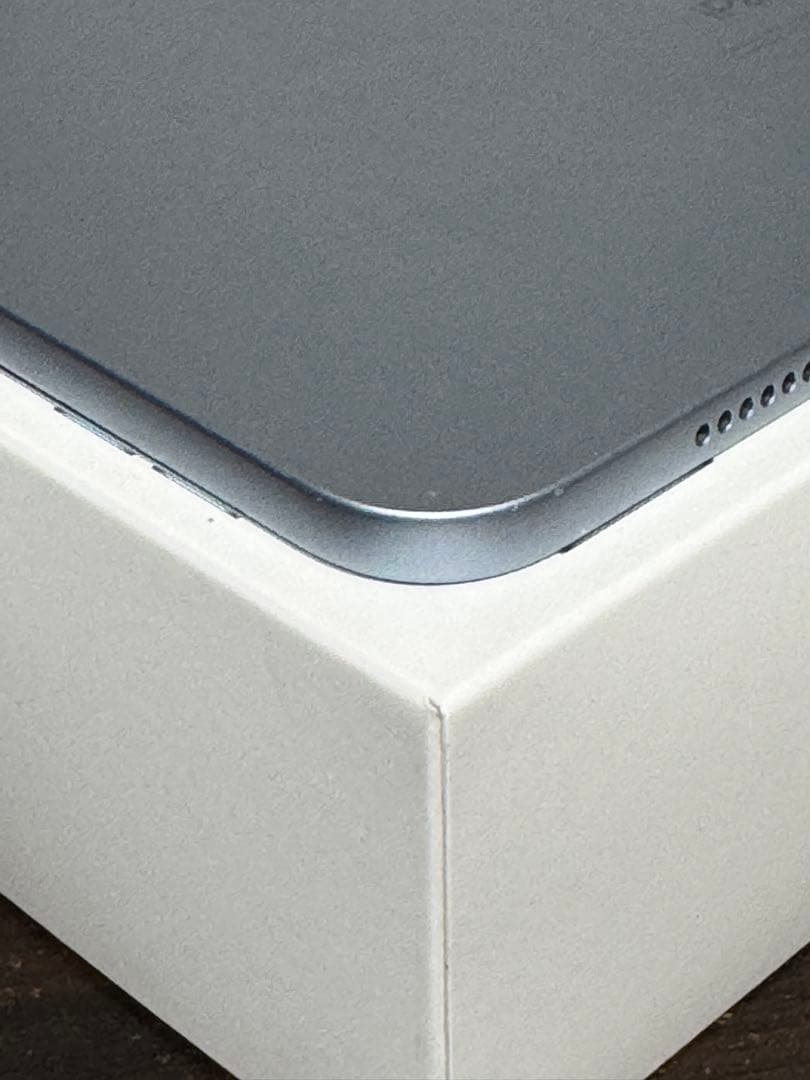 よ*ん様 iPad Air 10.9インチ ブルー Apple Pencil付き