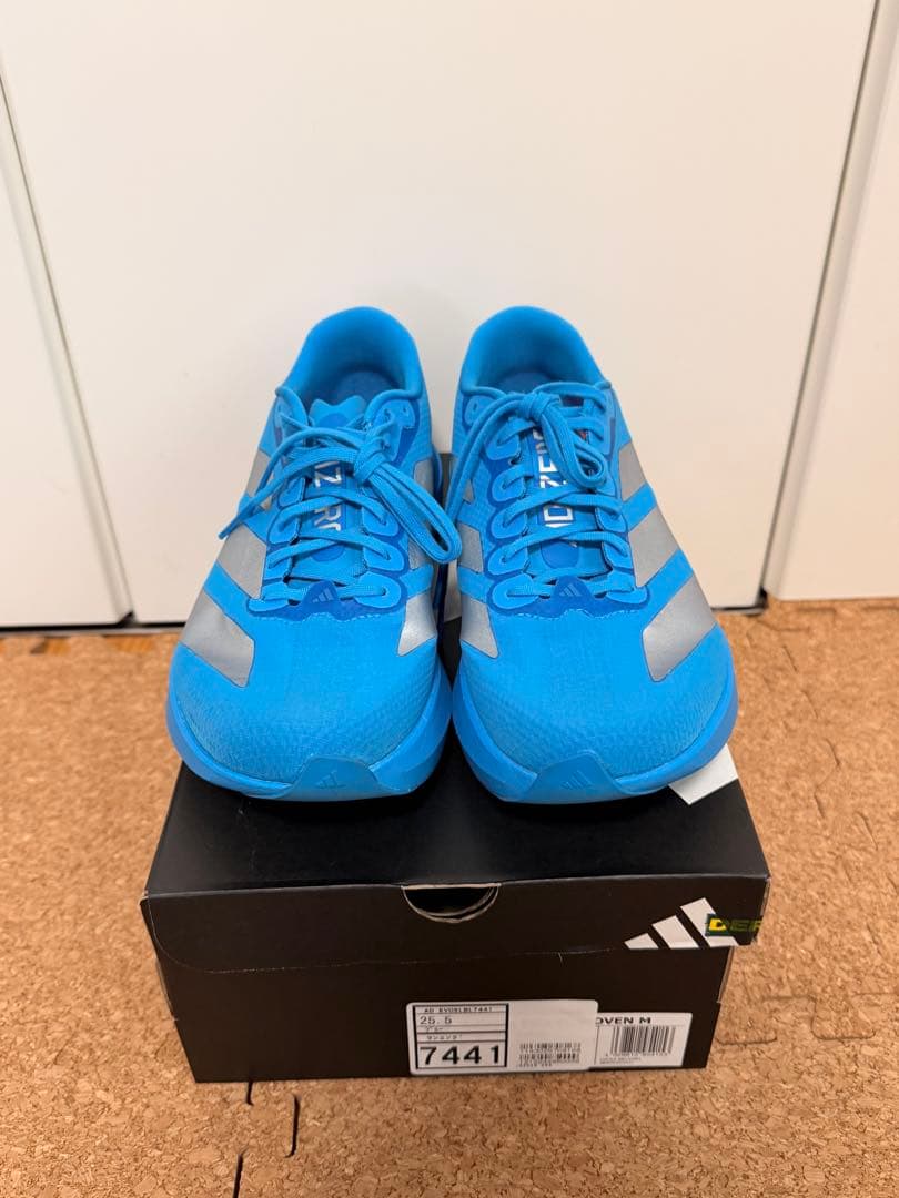 人気モデル ADIZERO EVO SL WOVEN