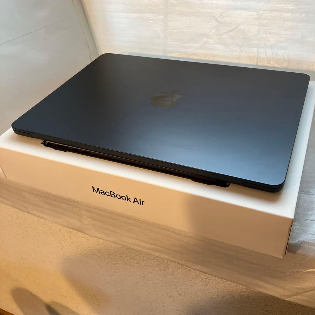 MacBook Air M2スペースグレー