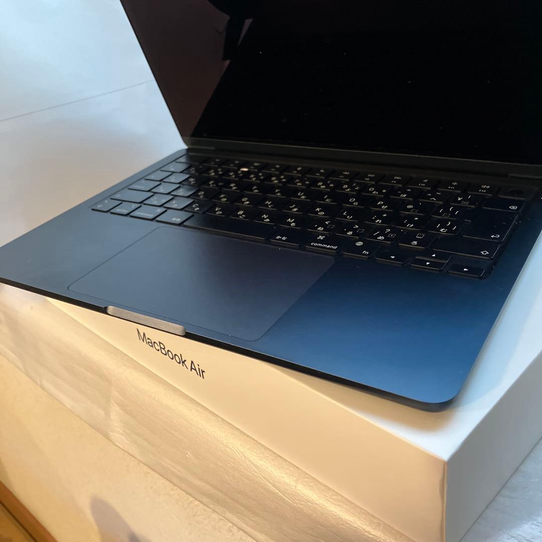 MacBook Air M2スペースグレー