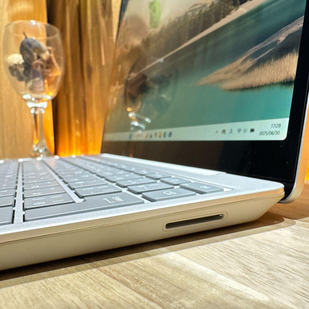 準美品‼️Surface Laptop Go2☘第11世代☘人気ノートパソコン