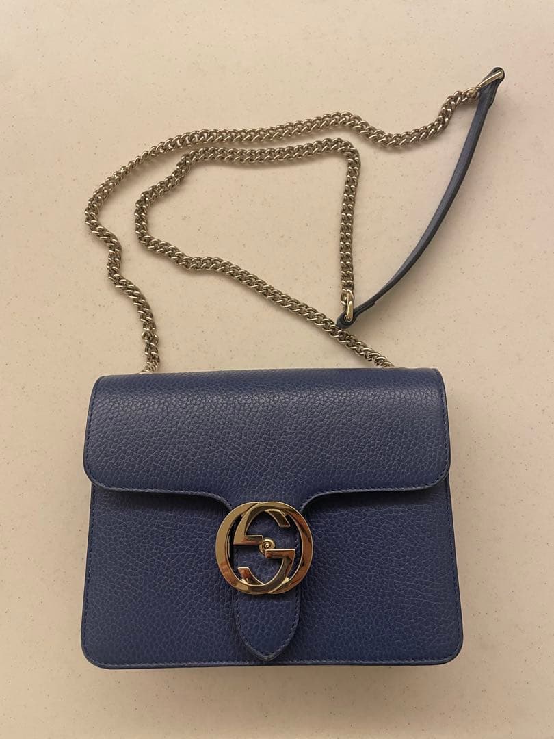 M*n様 美品　GUCCI グッチ　レザー　ショルダーバッグ