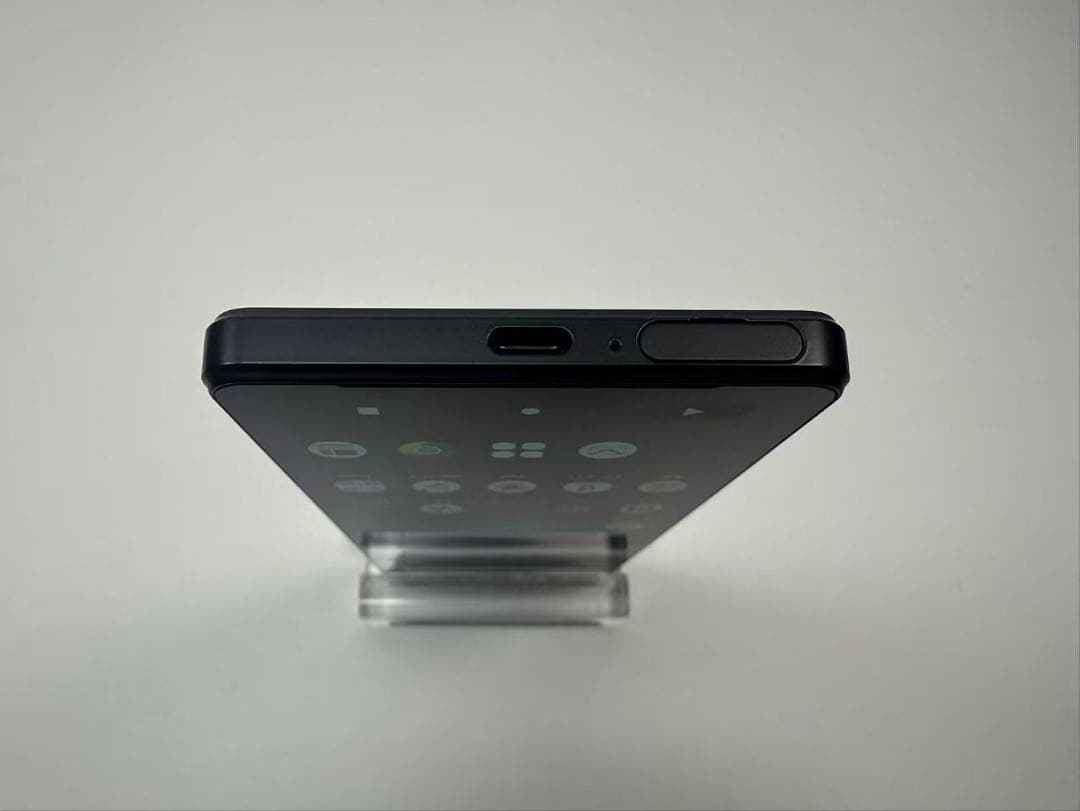 美品 SONY Xperia 1 IV docomo so-51c 黒