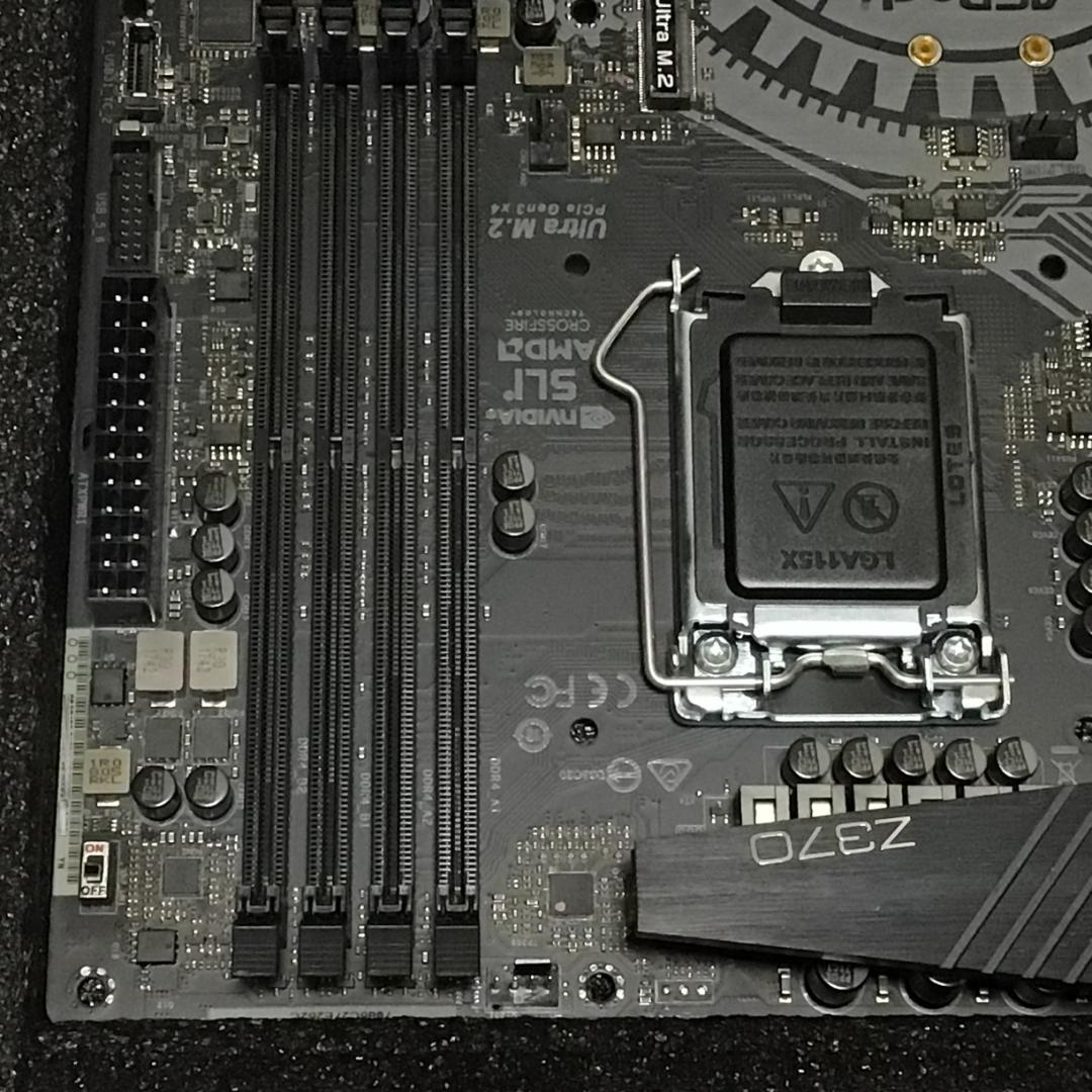 ASRock Z370 Taichi マザーボード