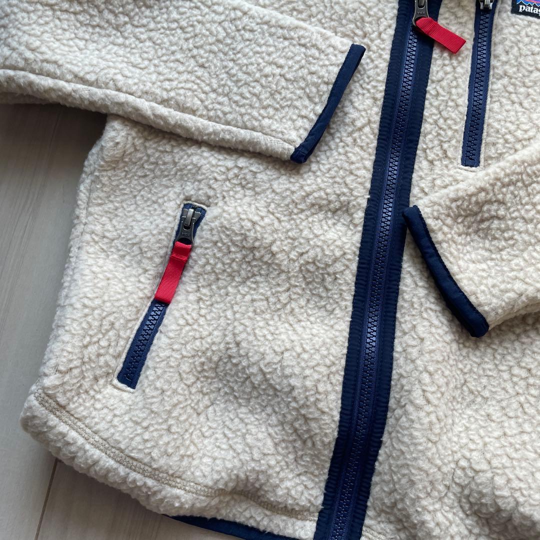 新品タグ付き パタゴニアキッズ・レトロ・パイル・ジャケット