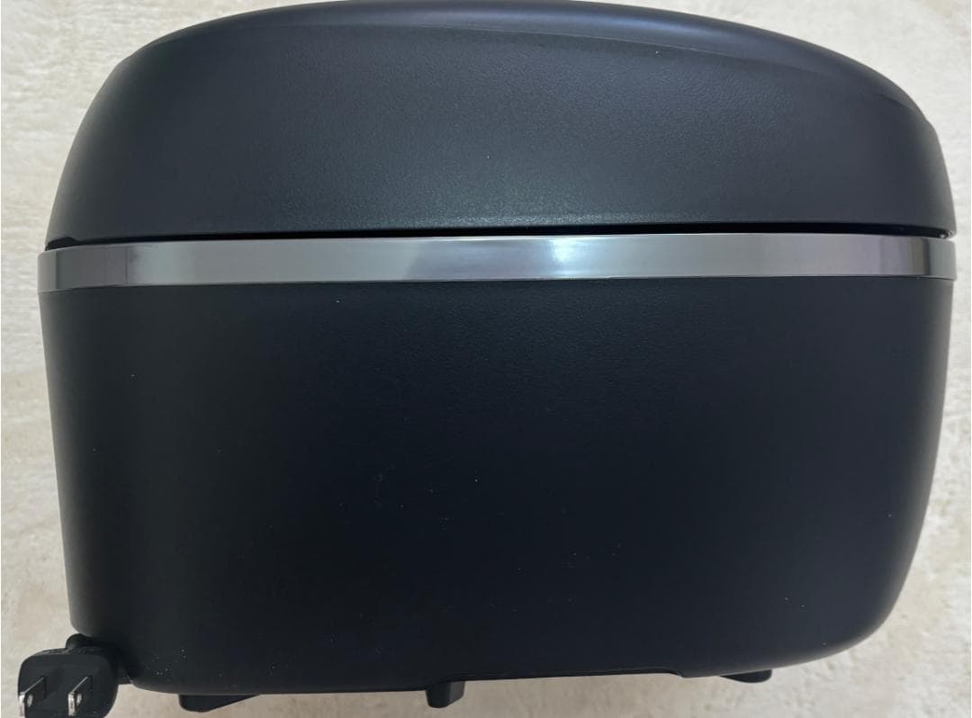 タイガー圧力IH ジャー炊飯器 JRI-G100 オフブラック 25年製