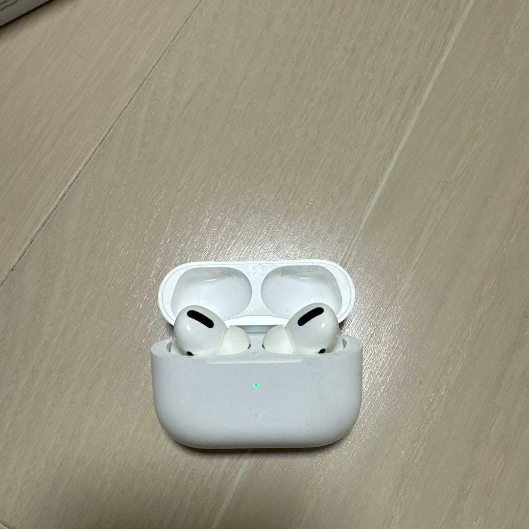 AirPods Pro 第1世代ワイヤレスチャージケース　中古