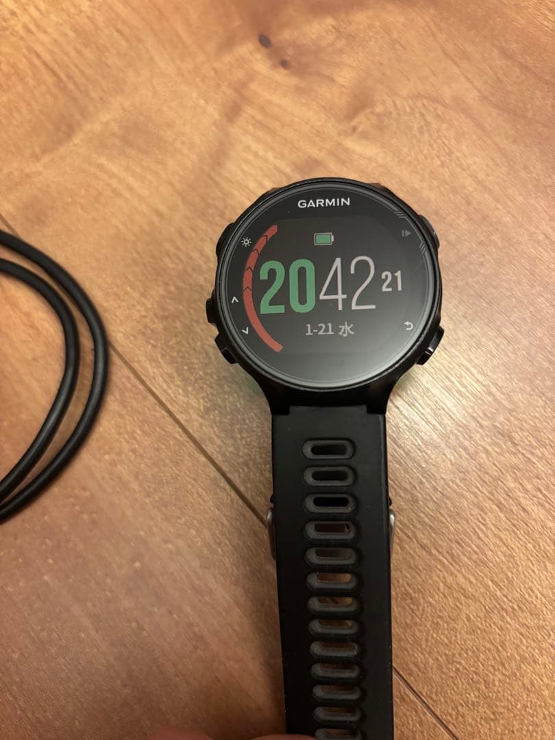 GARMIN スポーツウォッチ ブラック 充電ケーブル付き