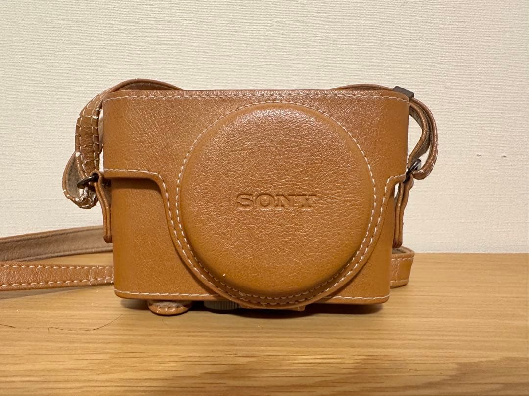 キャリングケース付き SONY Cyber-shot DSC-RX100M4