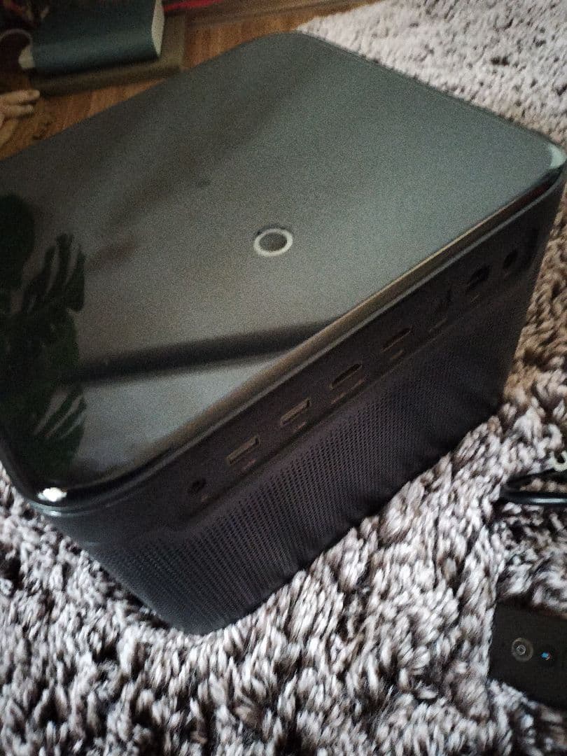 お値下げしました★Google TV DBOX02 4Kプロジェクター 本体