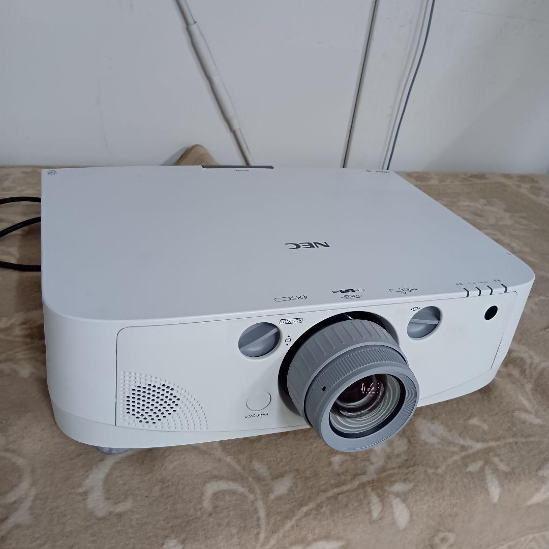 NEC プロジェクター NP-PA500UJL　※リモコンなし