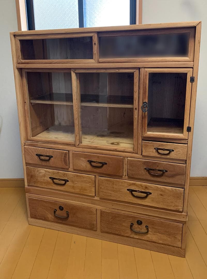 古い木製のガラス戸棚　引き出し8杯　水屋