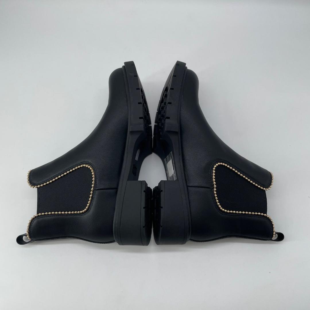 17113✨新品✨COACH ビジュー ショート サイドゴアブーツ 黒 レザー