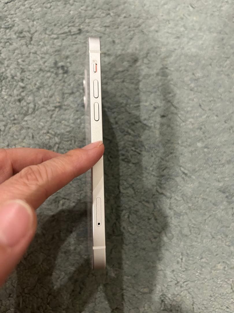 Apple iPhone 12ホワイト 本体 64GB 最大容量99%