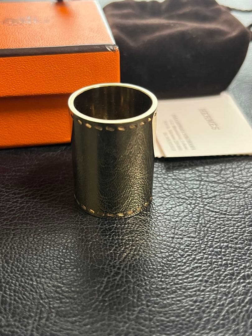 極美品　エルメスHERMES スカーフリング　未使用保管品