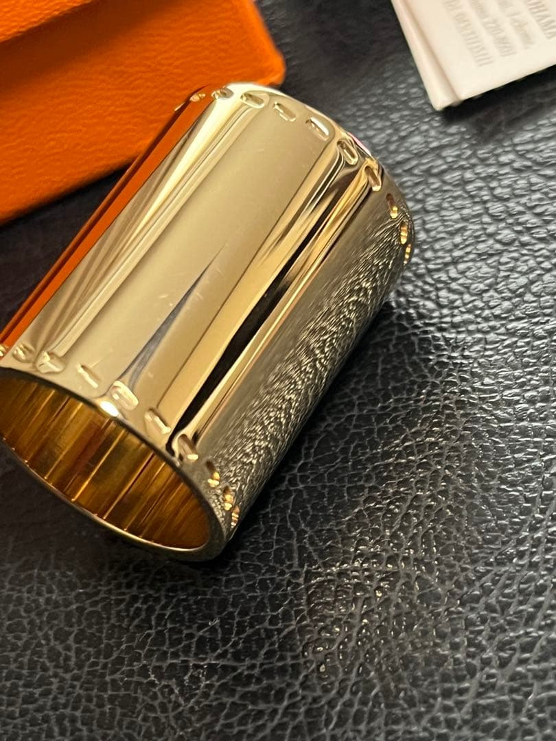 極美品　エルメスHERMES スカーフリング　未使用保管品