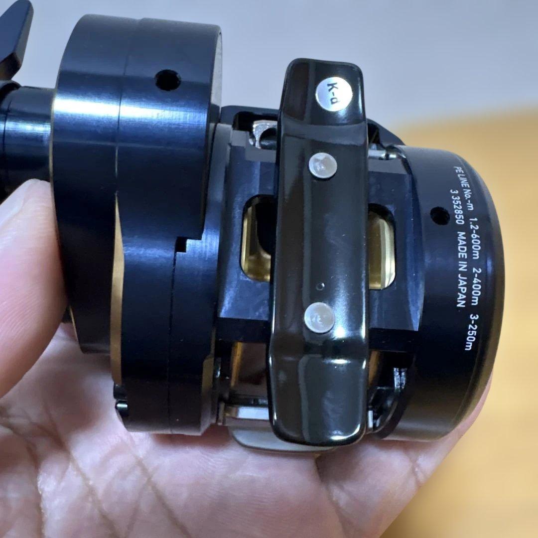 ダイワ　25ソルティガ　300 右巻き