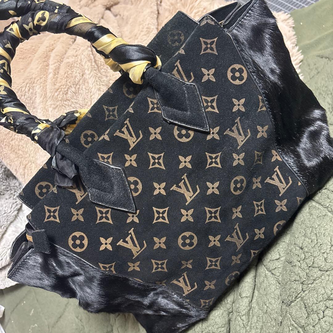 ⭐*️様 新春割引Louis Vuitton ブラック ハンドバッグ