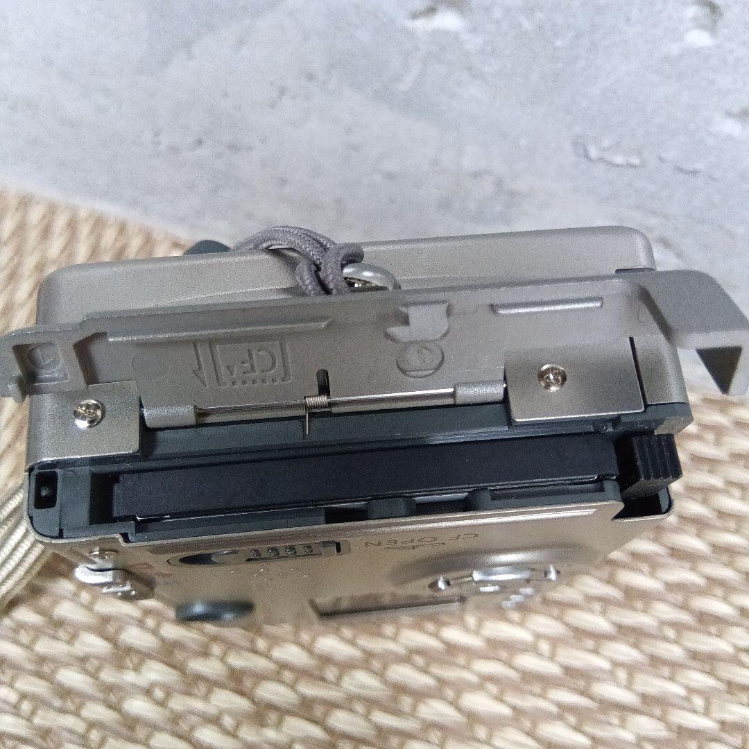 Canon IXY コンパクトデジタルカメラ